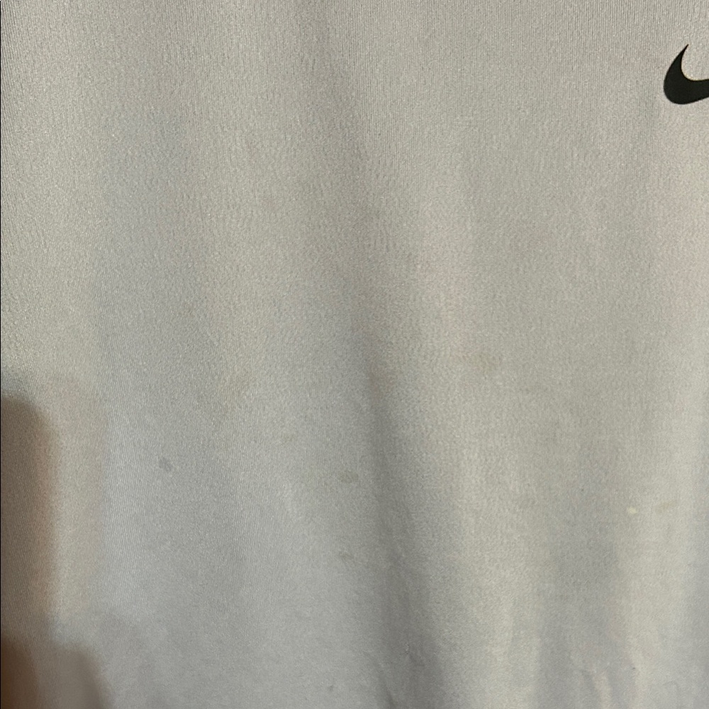 Nike Light Purple Tee - Picture 4 of 8